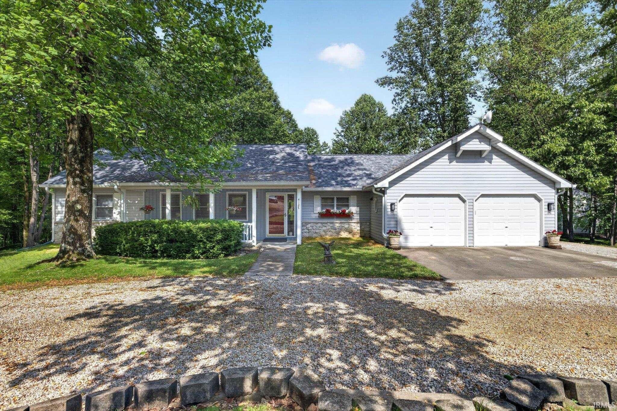 Single Family 3BR 2BA - 4127 N Northwood Lane, Bloomfield, IN