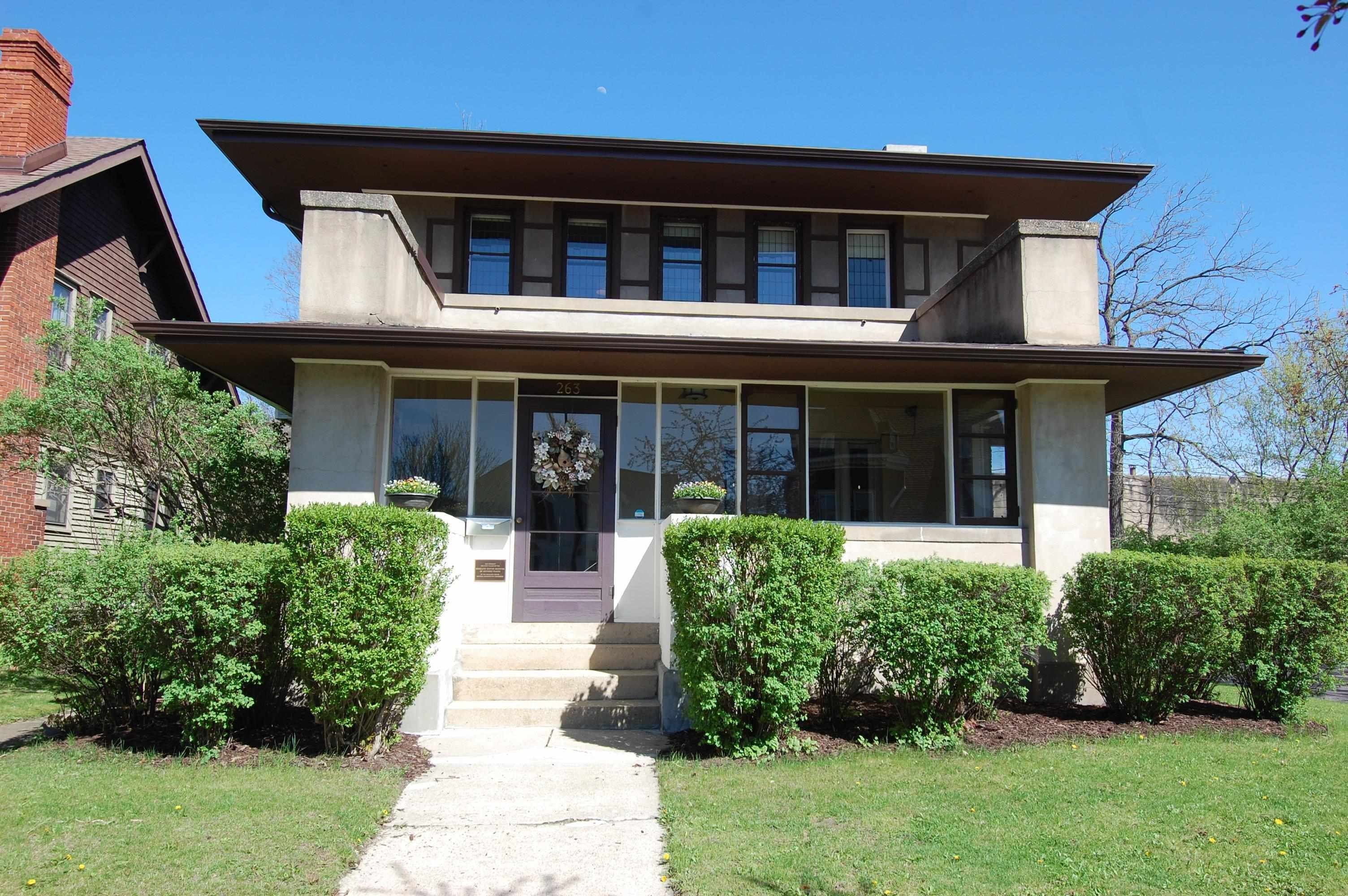 Single Family 2BR 2BA - 263 N Central Avenue, Richland Center, WI