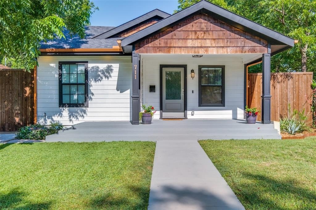 Single Family 3BR 3BA - 711 Hollywood Avenue, Dallas, TX