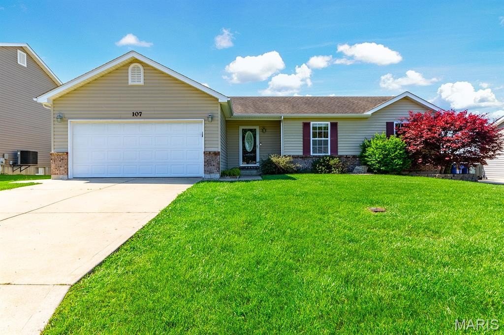 Single Family 3BR 2BA - 107 Chestnut Ridge Drive, Wright City, MO