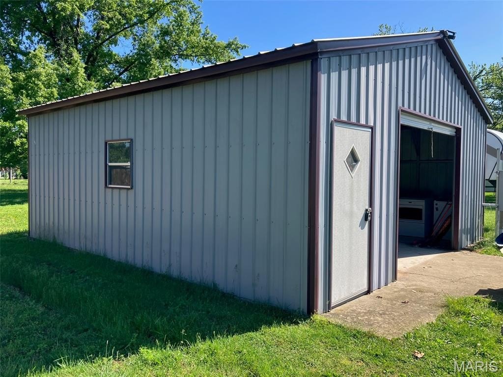 Other - 406 E Fayette Avenue, Patoka, IL