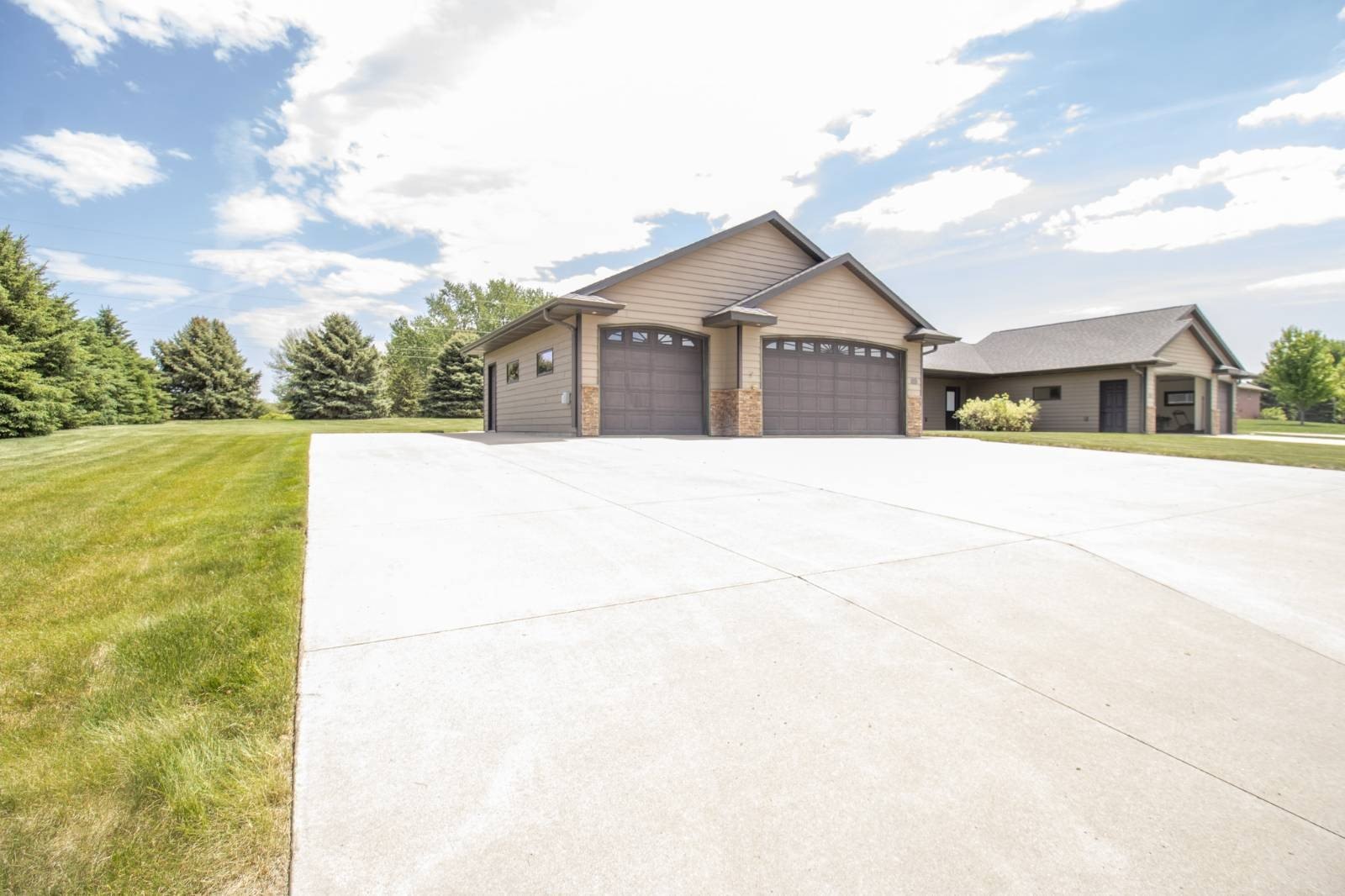 Condo 2BR 2BA - 106 Deer Run, Rock Valley, IA