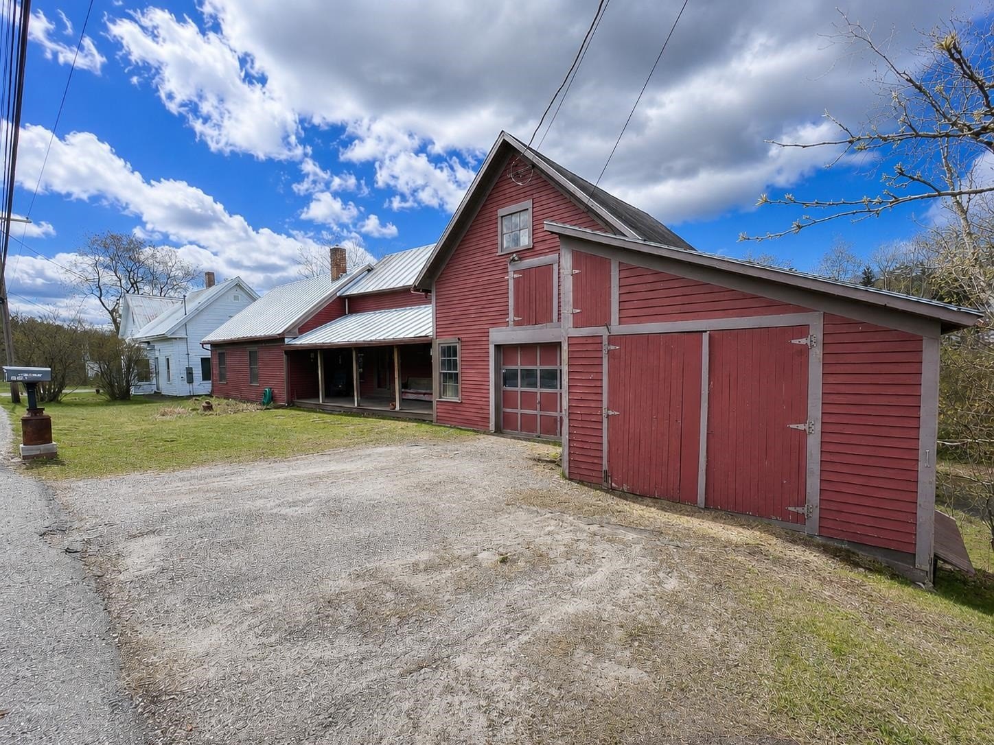 Single Family 1BR 1BA - 4735 Burke Hollow Road, Burke, VT