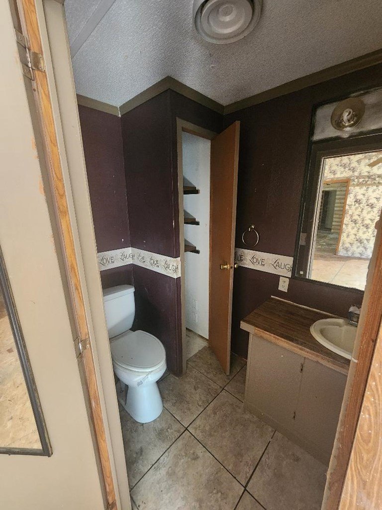 Single Family 3BR 2BA - 438 Ned Fork Rd, McDowell, KY