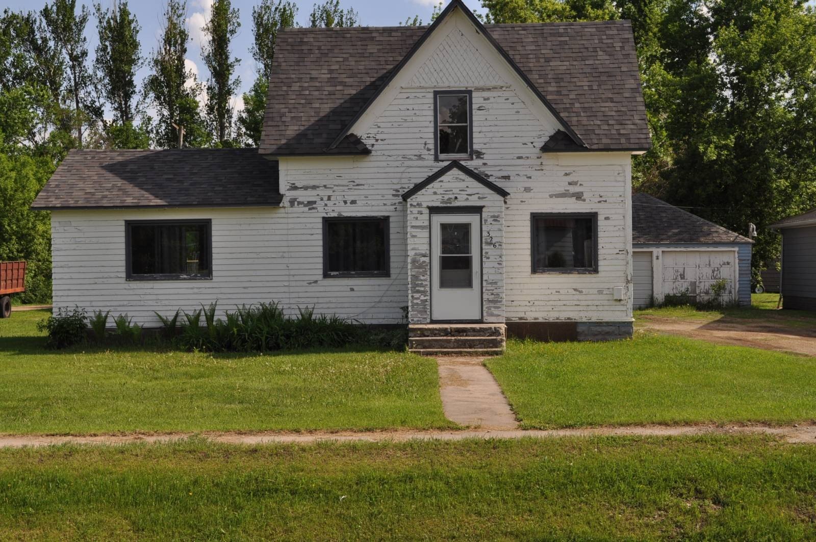 Single Family 3BR 1BA - 326 Ramsland Ave, Hannaford, ND
