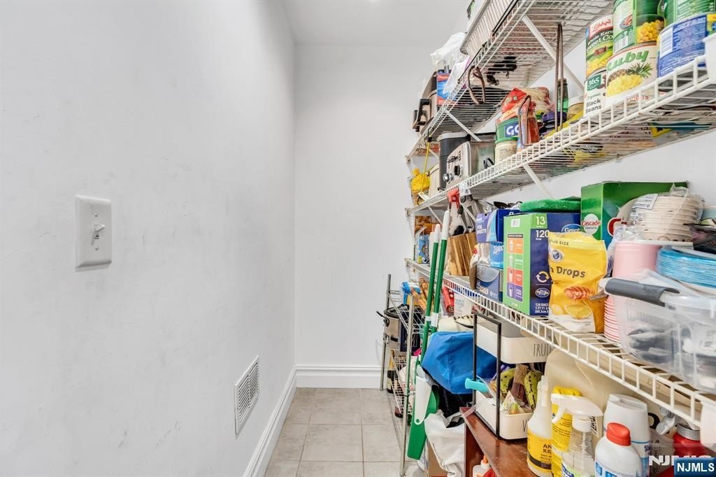 Other 5BR 4BA - 467 Summit Avenue, Hackensack, NJ