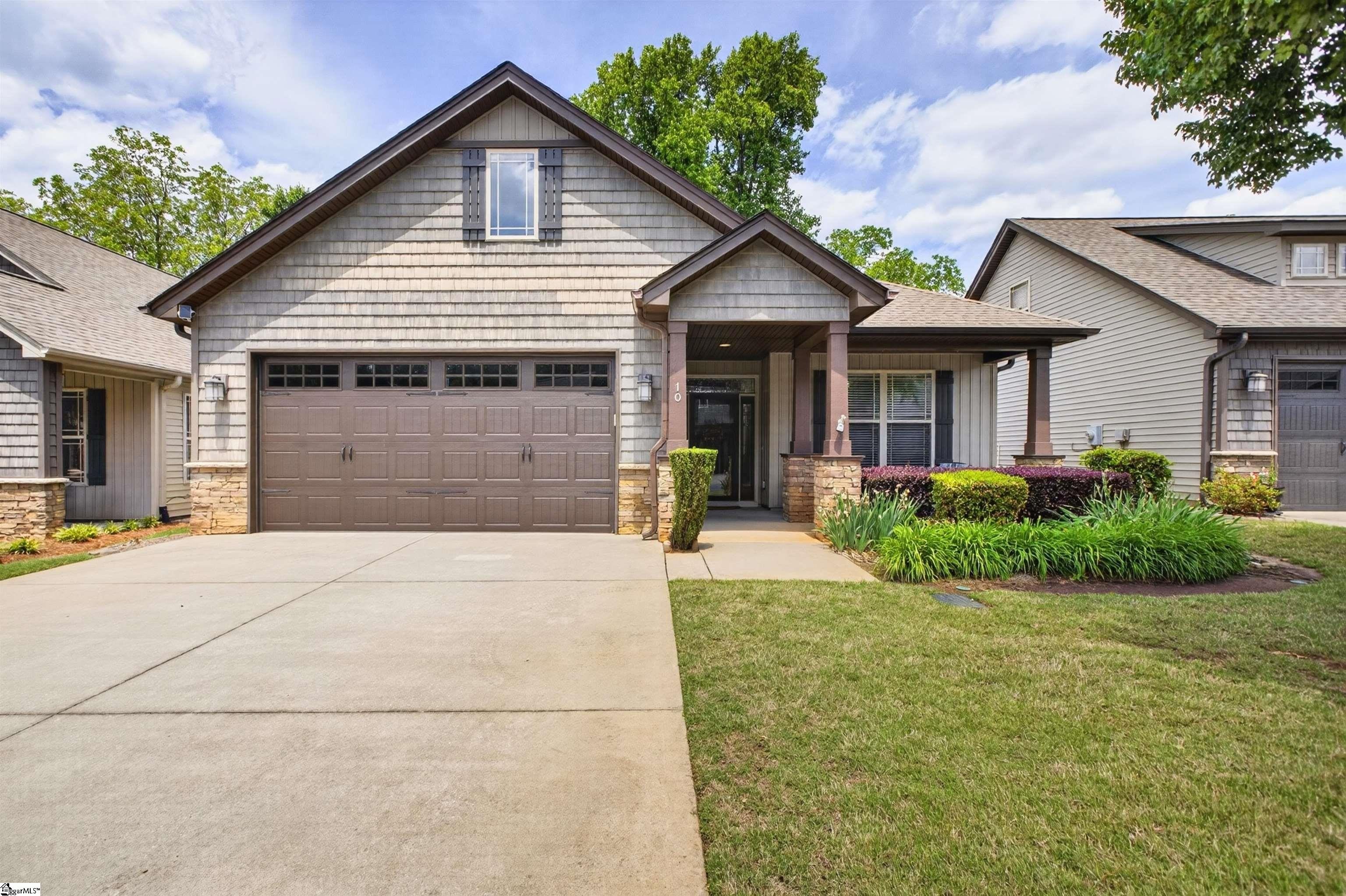 Single Family 3BR 2BA - 10 Dolerite Drive, Taylors, SC