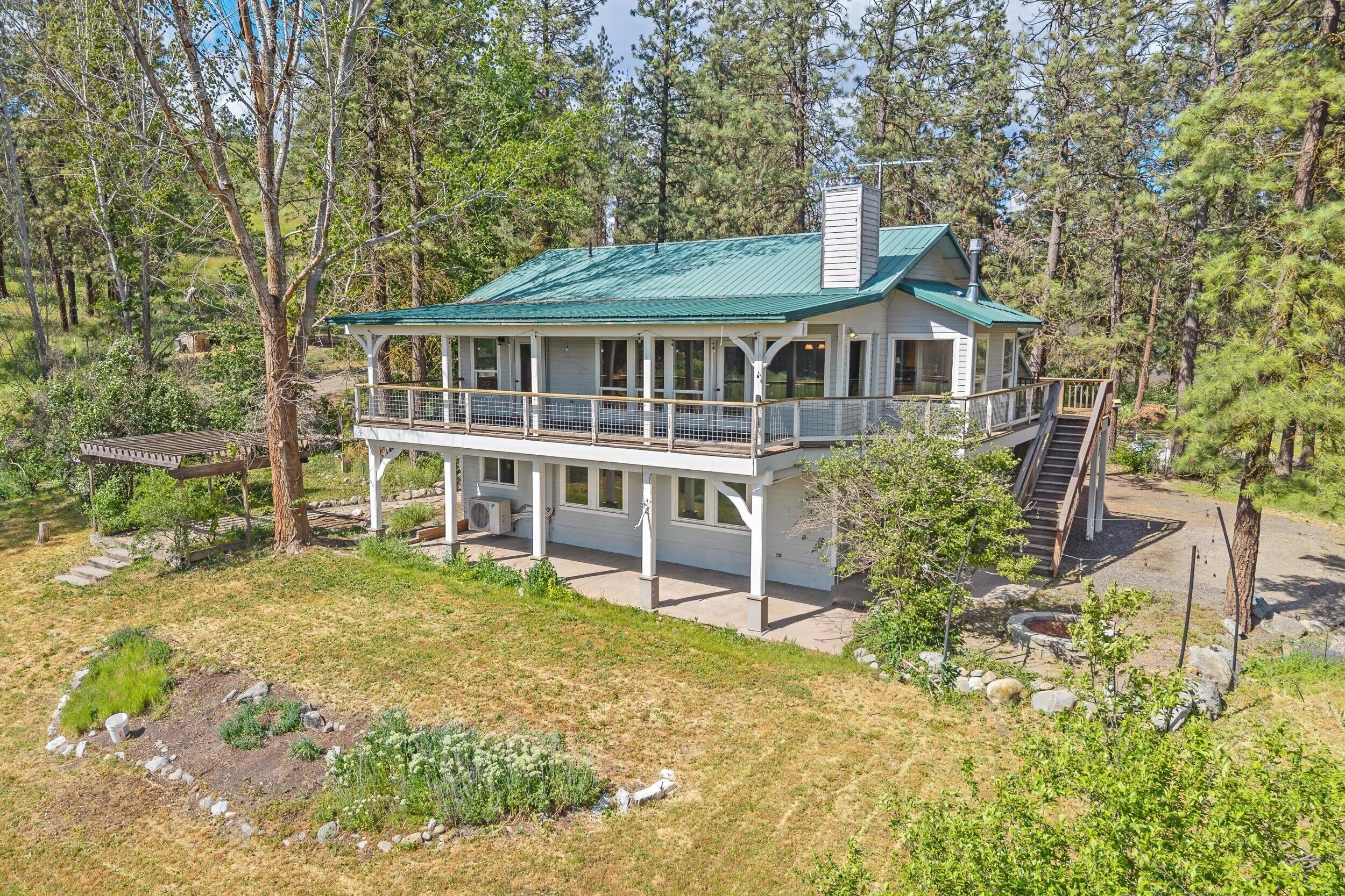 Single Family 3BR 3BA - 998C ARTMAN-GIBSON RD, COLVILLE, WA