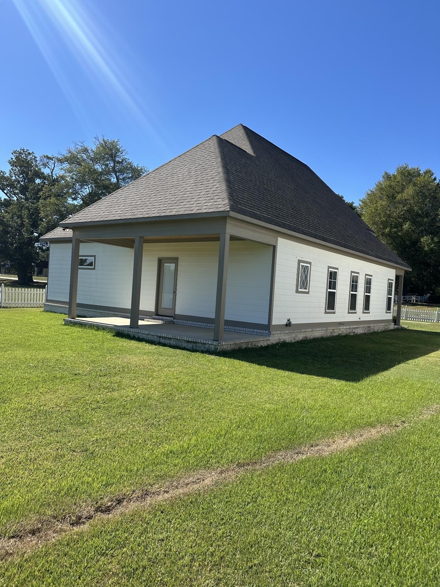 Single Family 3BR 3BA - 301 Starlyn Ave., New Albany, MS