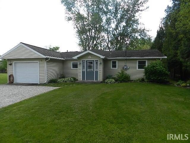 Single Family 2BR 1BA - 27 EMS B38A Lane, Leesburg, IN
