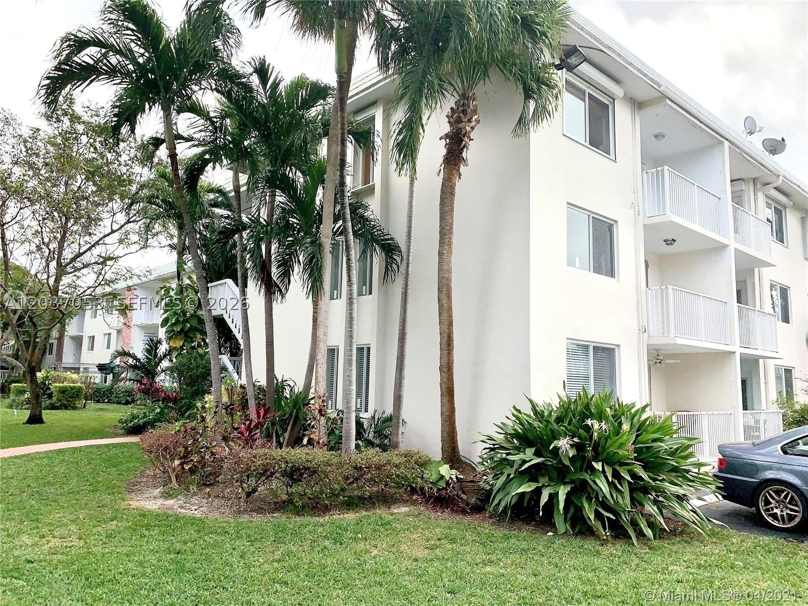 Condo 1BR 2BA - 240 Galen Dr, Key Biscayne, FL