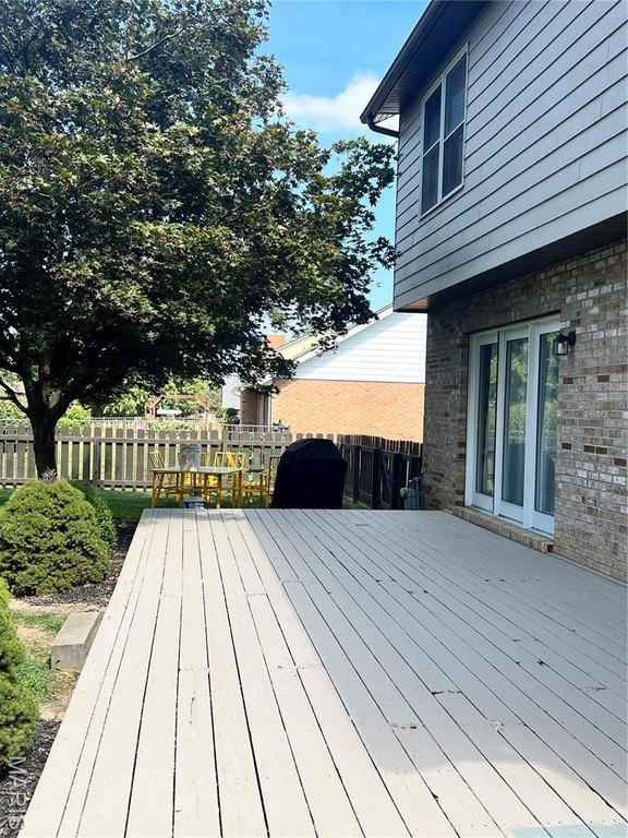 Single Family 4BR 3BA - 245 Summers Trace, Belleville, IL