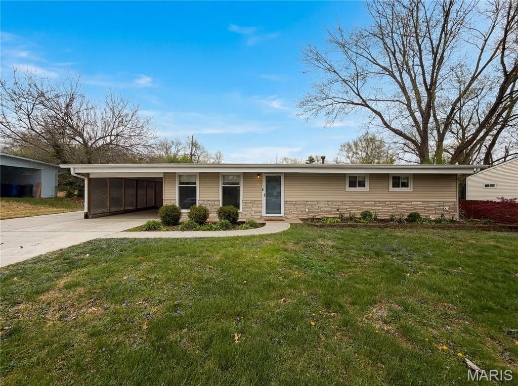 Single Family 3BR 2BA - 510 Wicklow Drive, Ballwin, MO