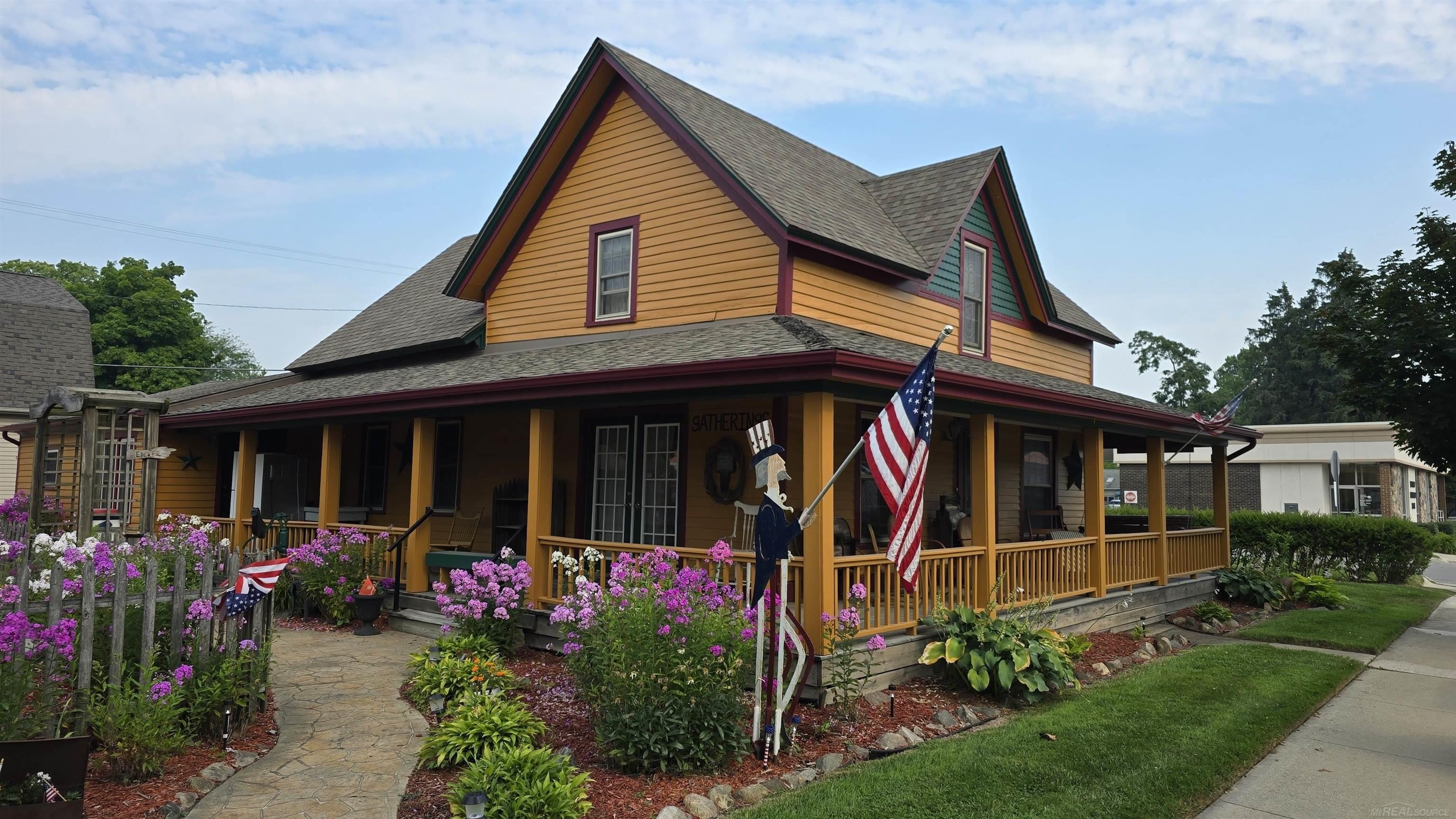Single Family 4BR 3BA - 5454 N Main, Lexington, MI