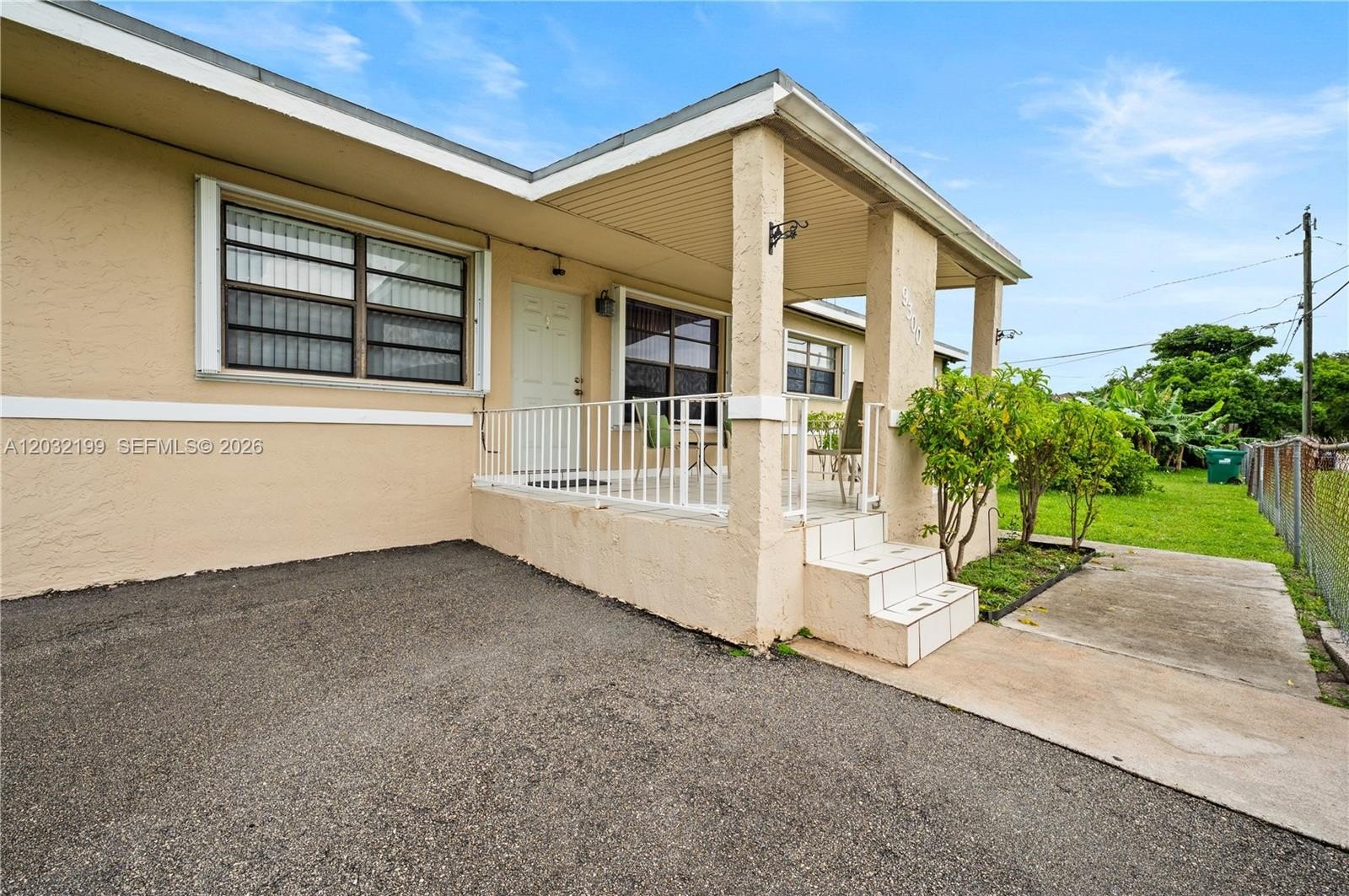 Single Family 3BR 1BA - 9300 NW 32nd Ct, Miami, FL