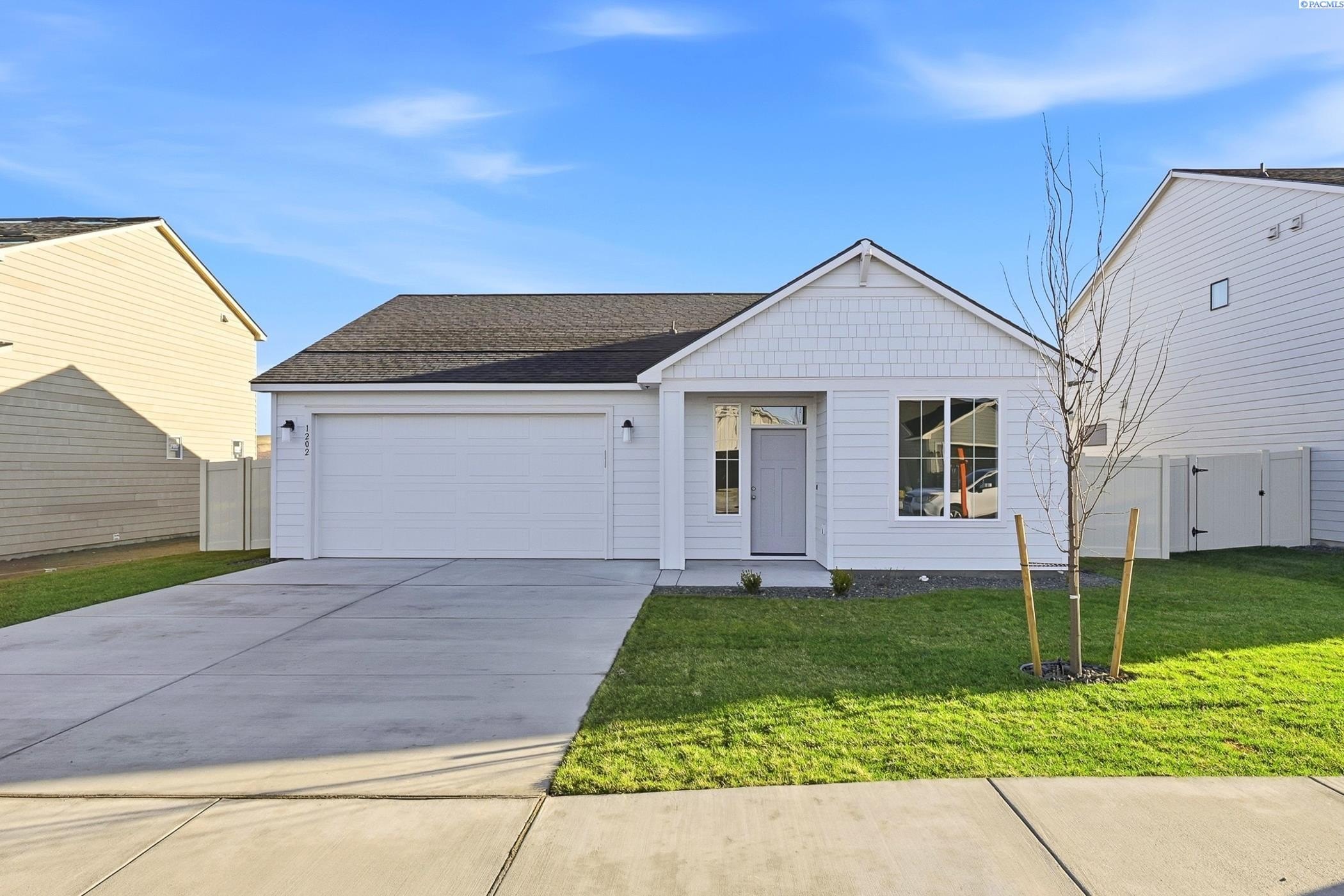 Other 3BR 2BA - 1202 18th St, Benton City, WA
