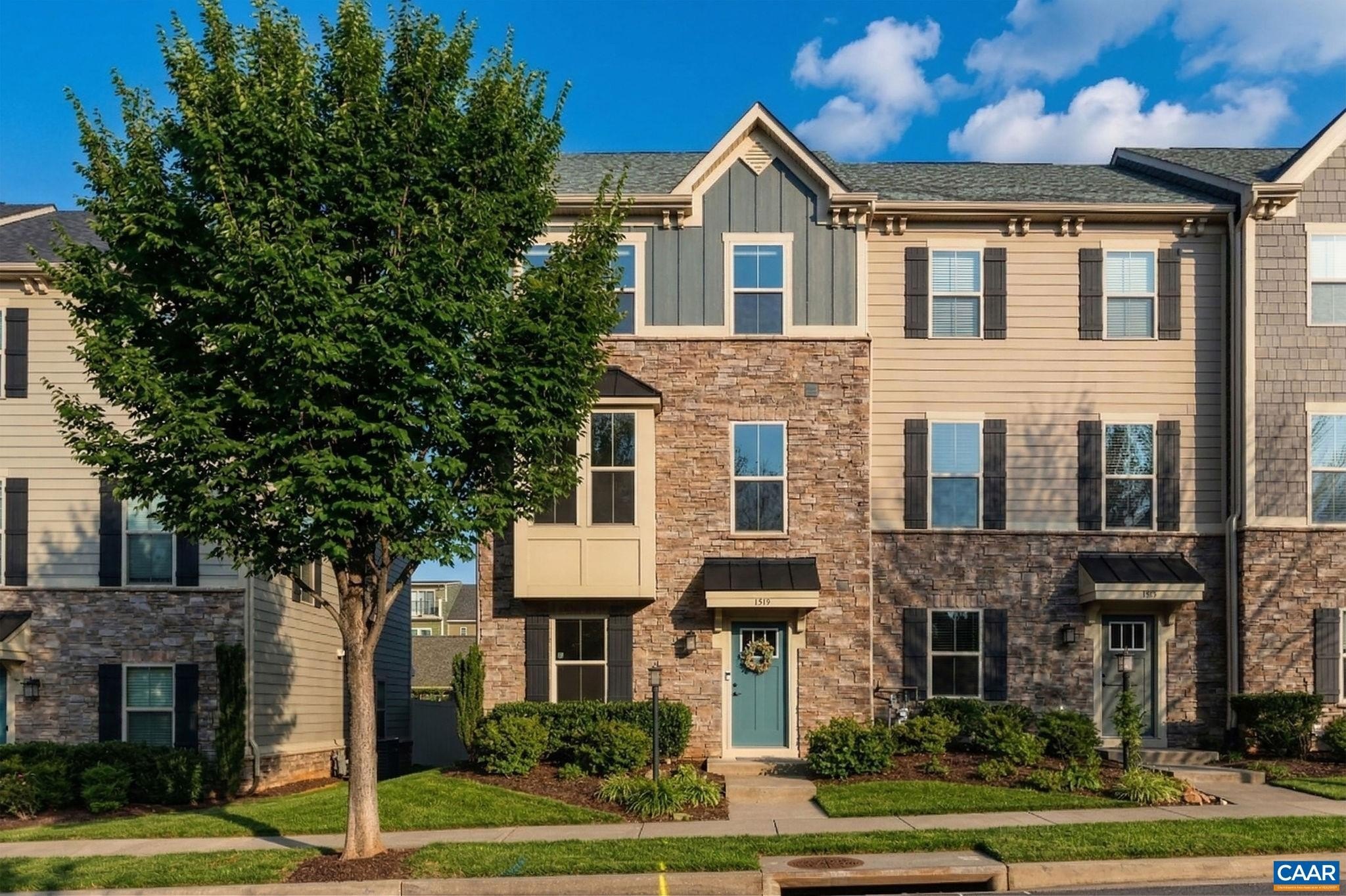 Single Family 3BR 5BA - 1517 DELPHI LN, CHARLOTTESVILLE, VA