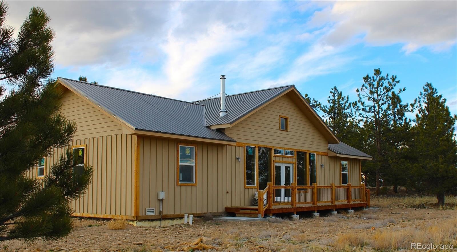 Single Family 3BR 2BA - 59 Whip Way, Hartsel, CO