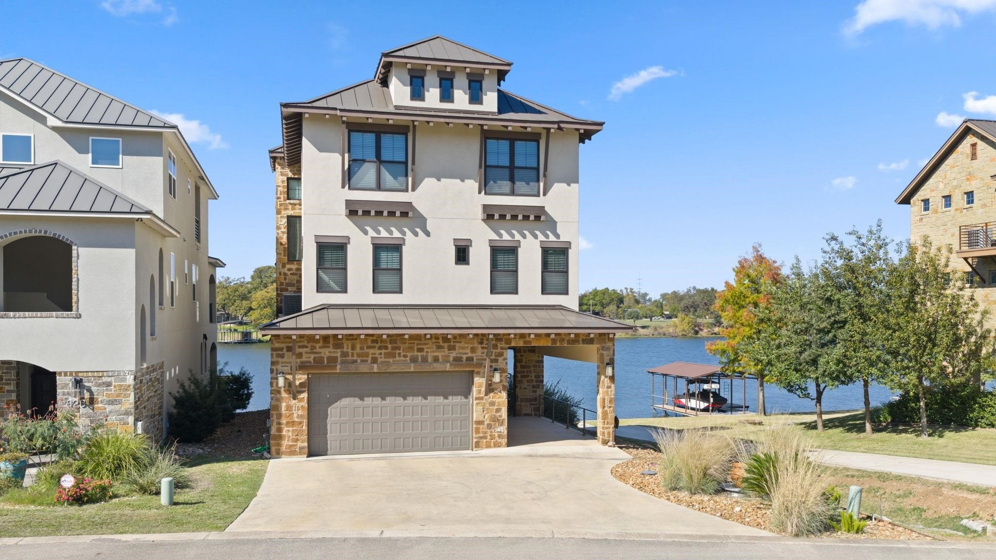 624 Waterside  