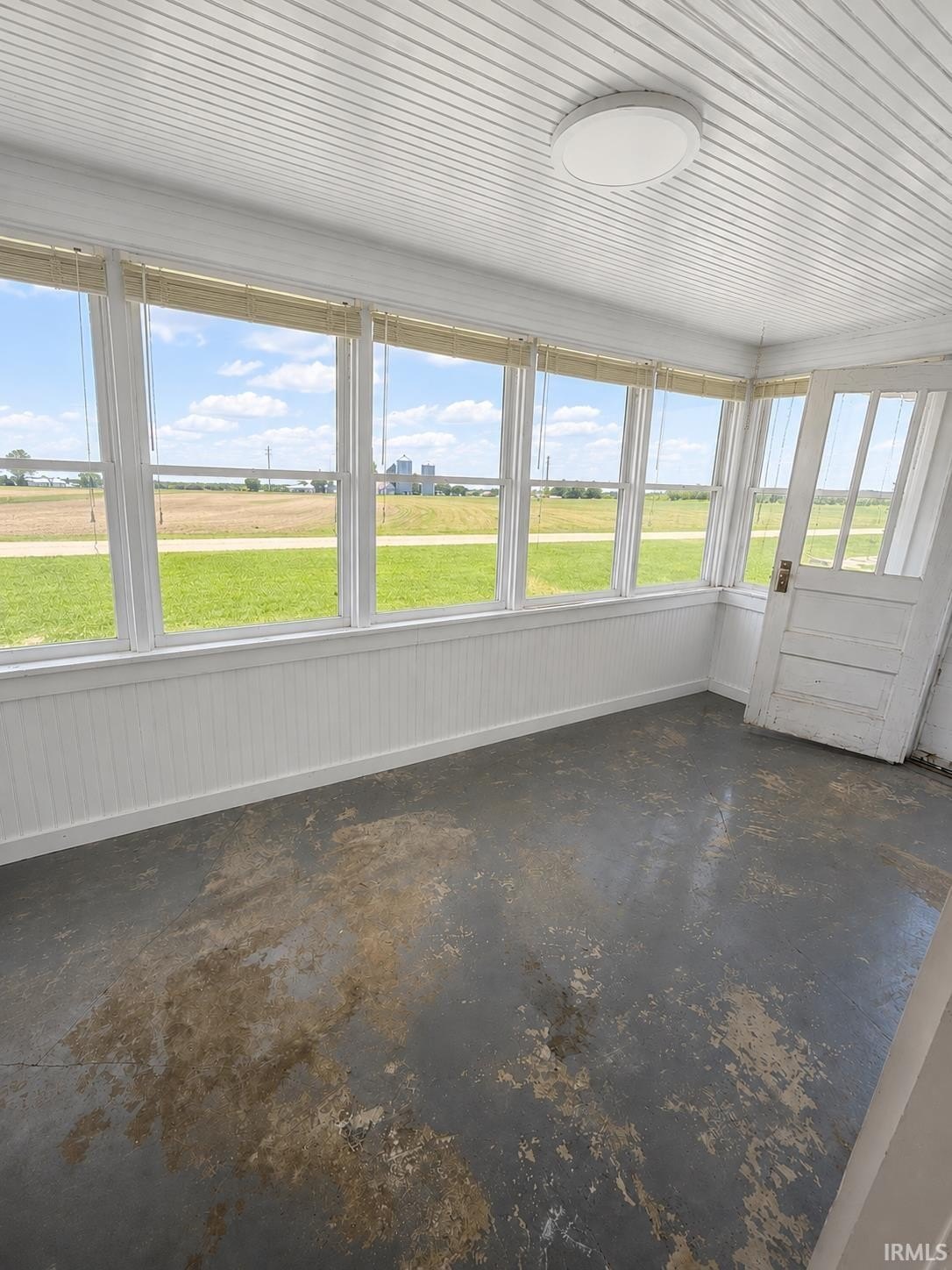 Single Family 2BR 1BA - 8889 S 350 W, Warren, IN