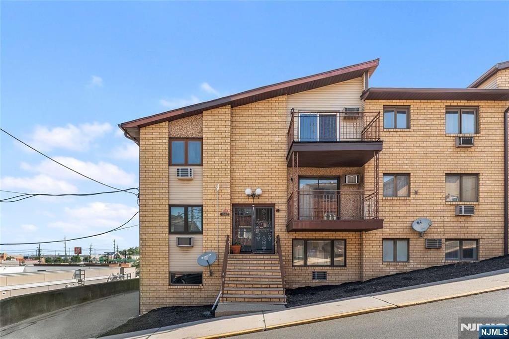 Other 1BR 1BA - 1616 74th Street 206, North Bergen, NJ