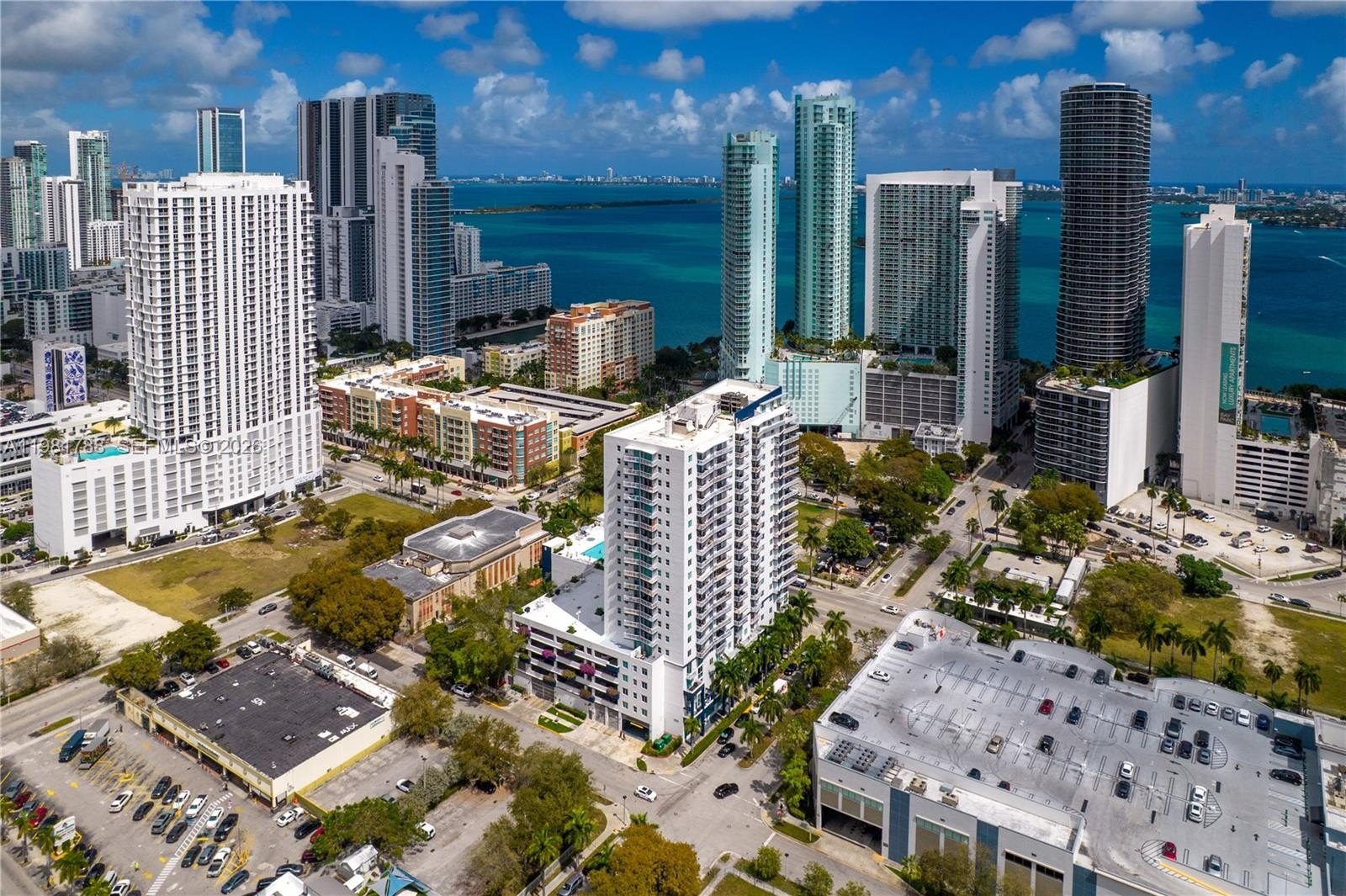 Condo 3BR 2BA - 275 NE 18th St, Miami, FL