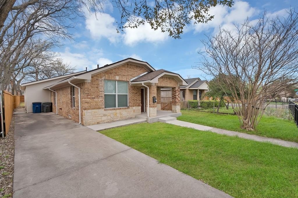 Single Family 3BR 3BA - 1107 S Waverly Drive, Dallas, TX