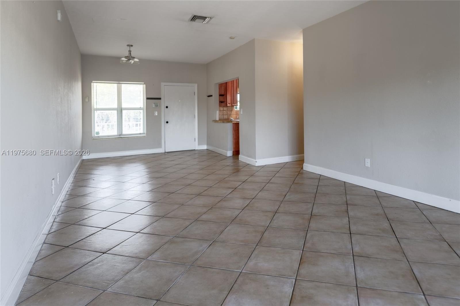 Condo 1BR 1BA - 2225 NE 123rd St, North Miami, FL