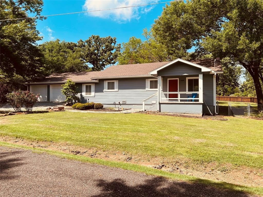 Single Family 3BR 2BA - 109 Arkansas Street, Pottsboro, TX