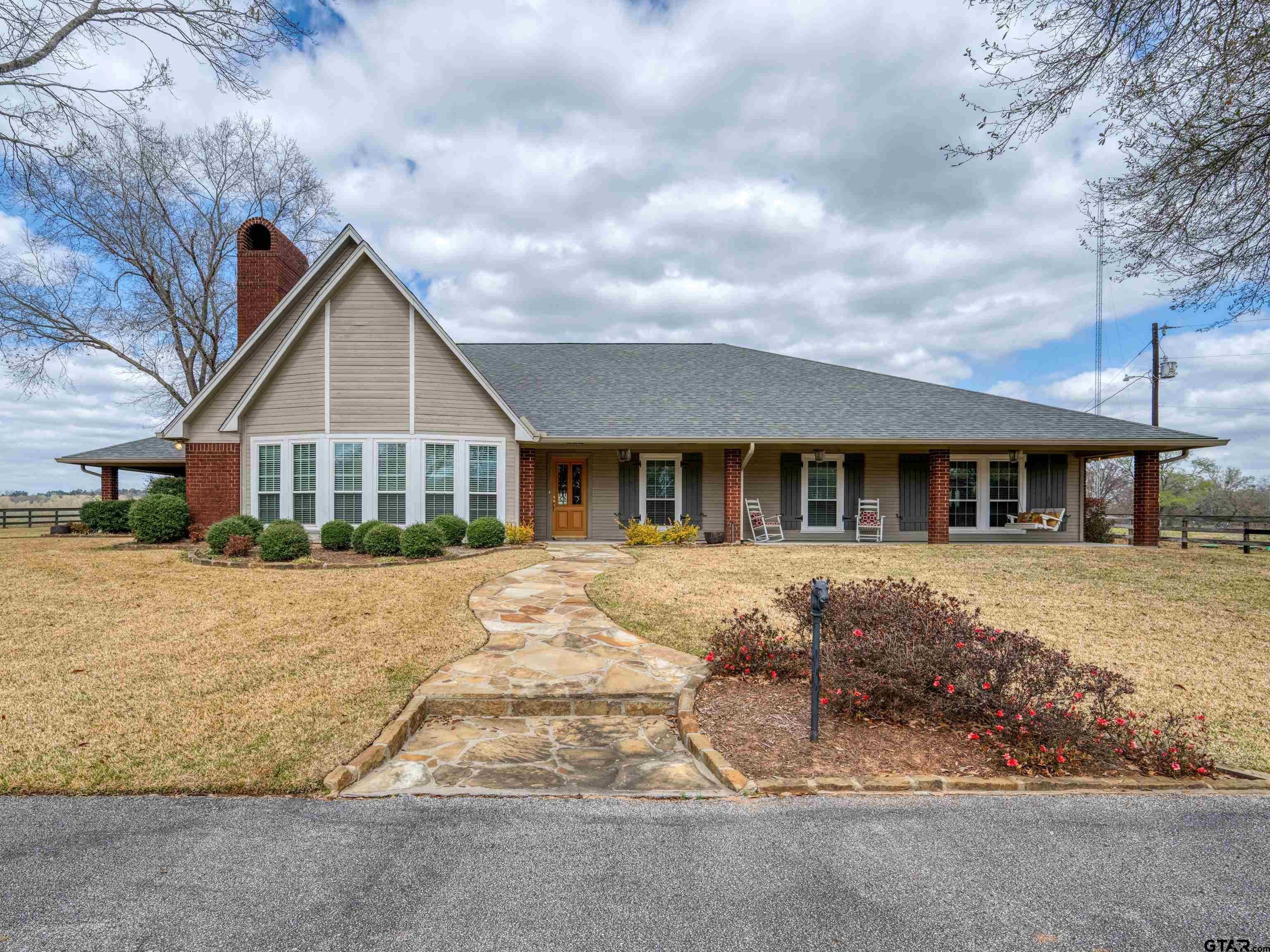 Single Family 3BR 2BA - 839 Anderson County Road 320, Frankston, TX