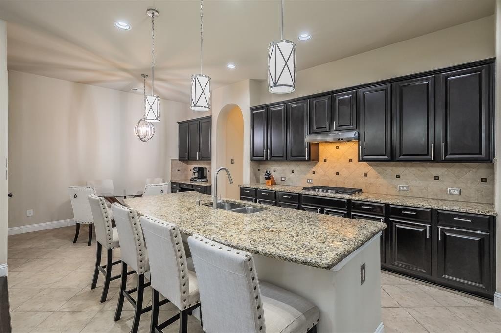 Single Family 4BR 4BA - 286 Benwick Drive, Sunnyvale, TX