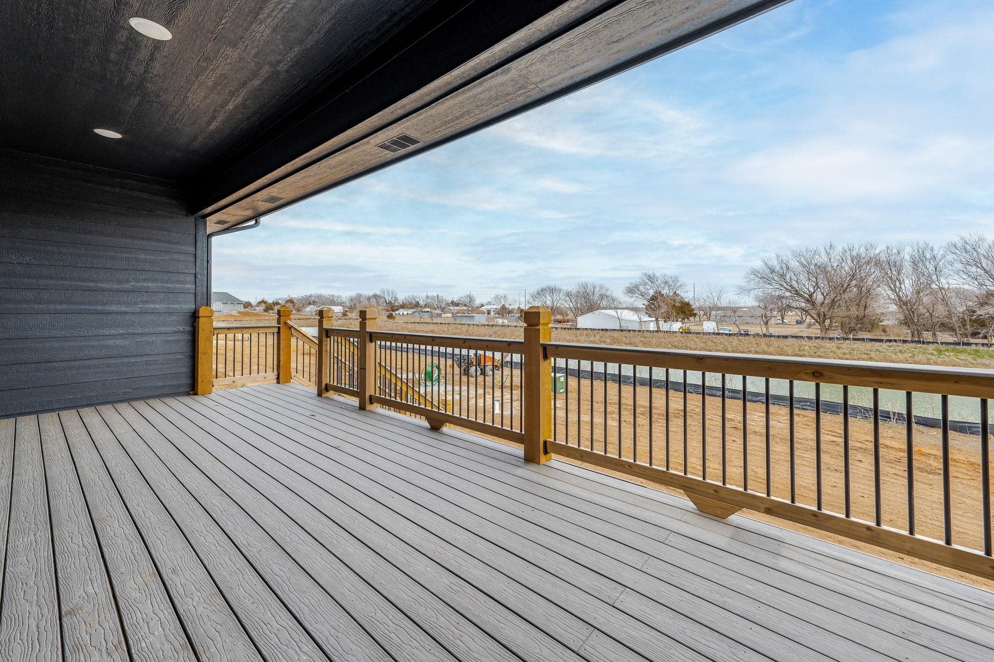Single Family 4BR 3BA - 1260 N Main St, Goddard, KS