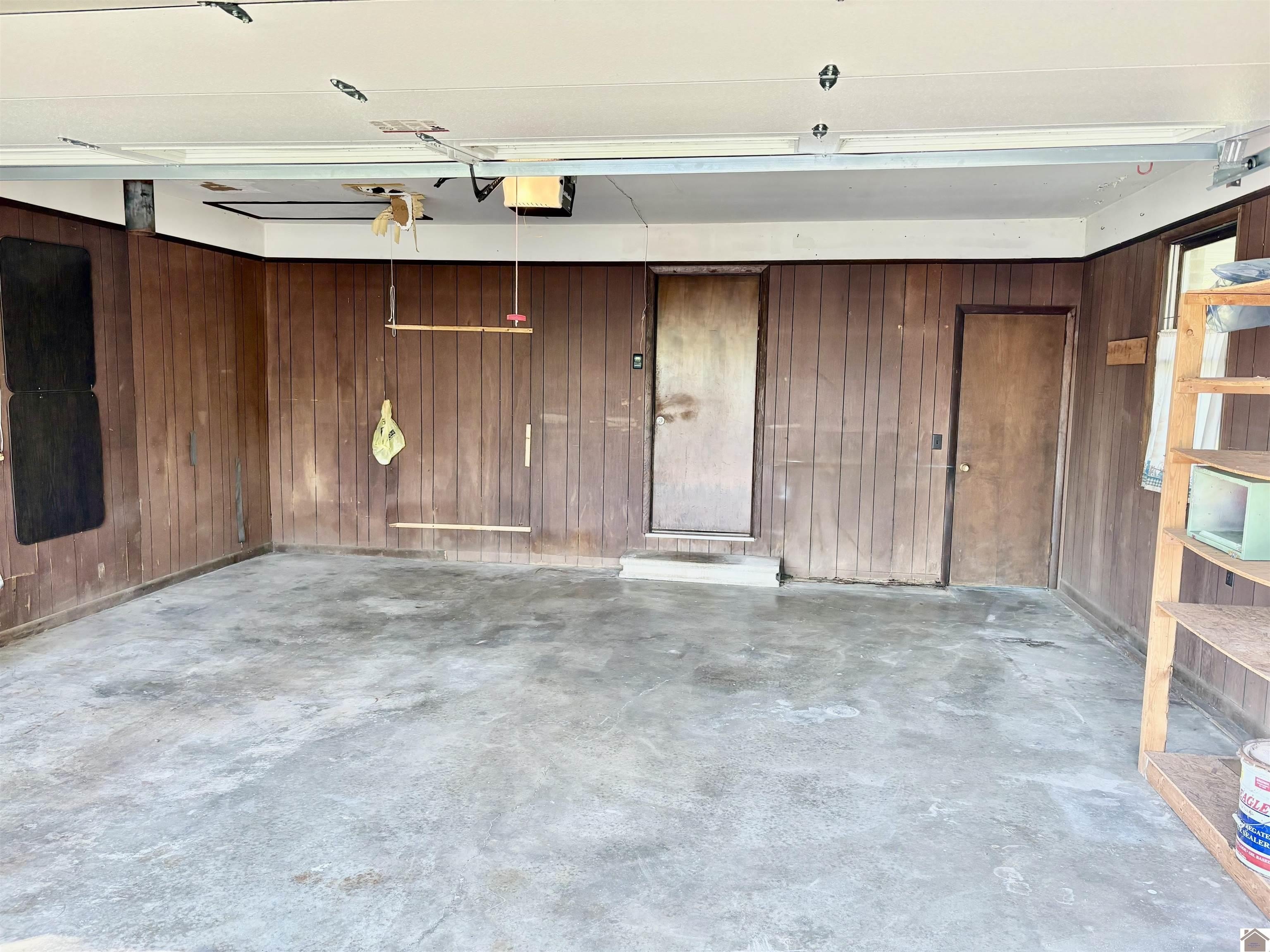 Single Family 3BR 2BA - 116 Edgewood Dr, Cadiz, KY