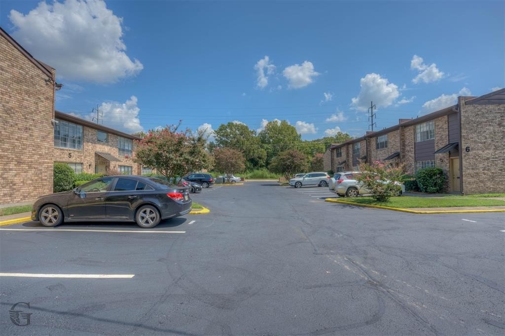 Condo 2BR 2BA - 1820 E Kings Highway, Shreveport, LA