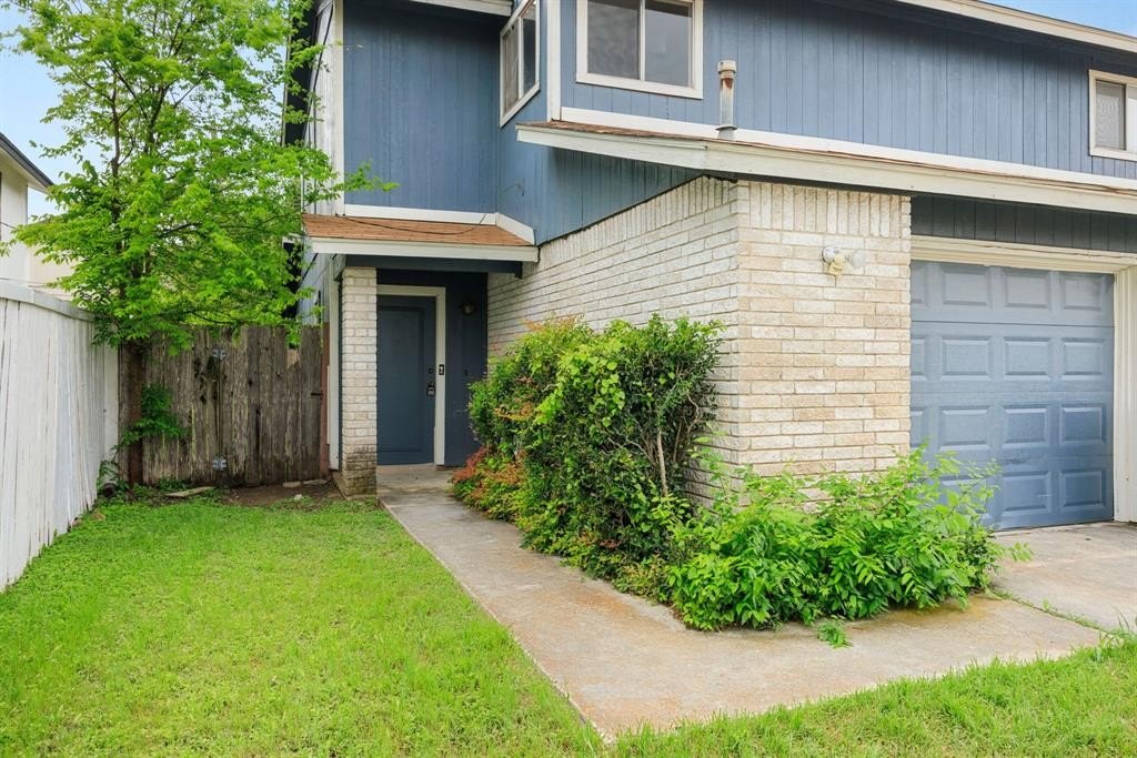 Single Family 2BR 2BA - 2402 Skylark Circle, Killeen, TX
