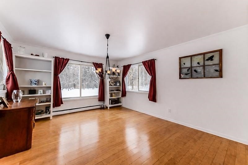 Single Family 2BR 3BA - 141 Hillvale Road, Manchester, VT