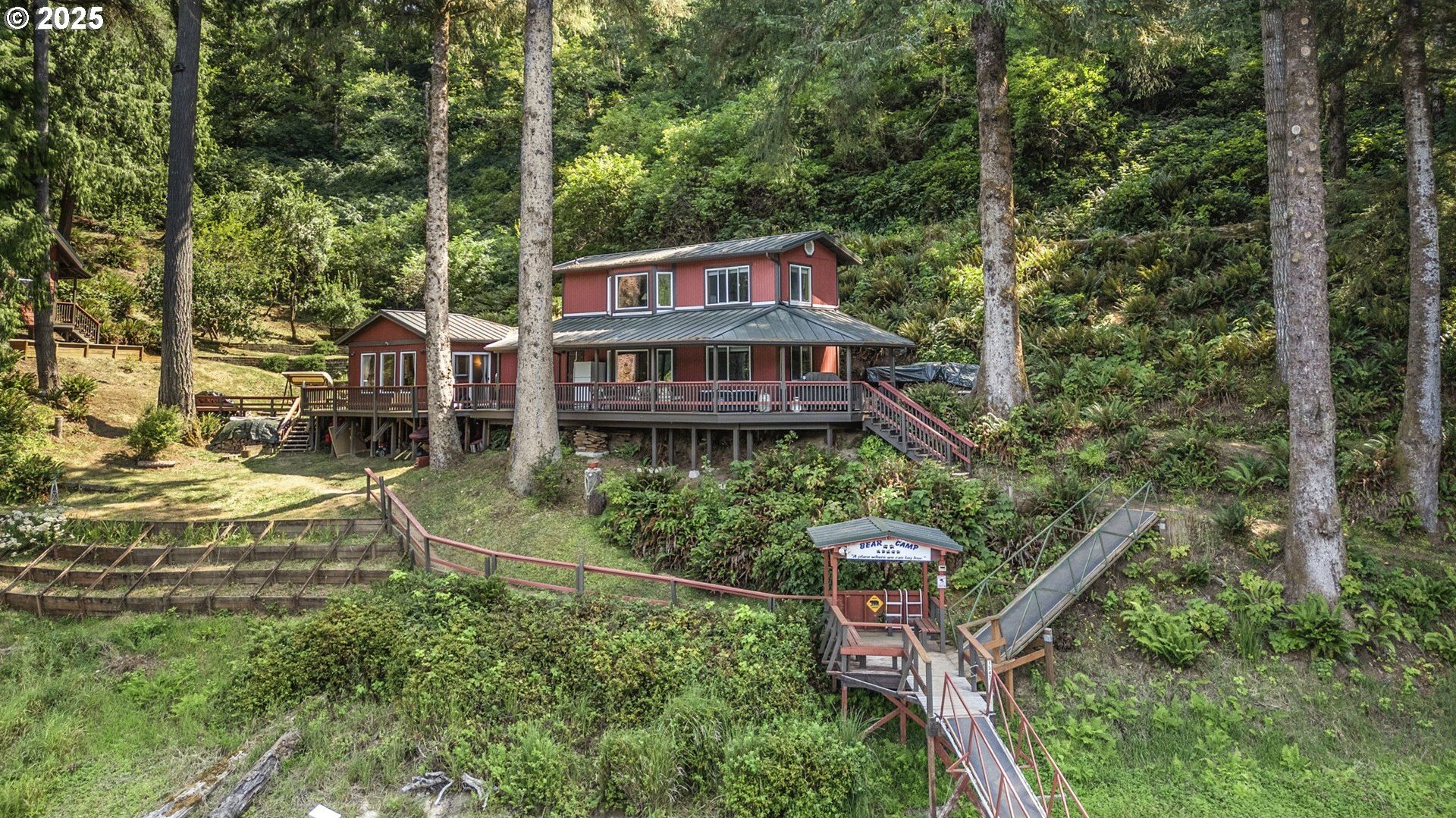Single Family 3BR 2BA - 1547 N Tenmile Lake, Lakeside, OR