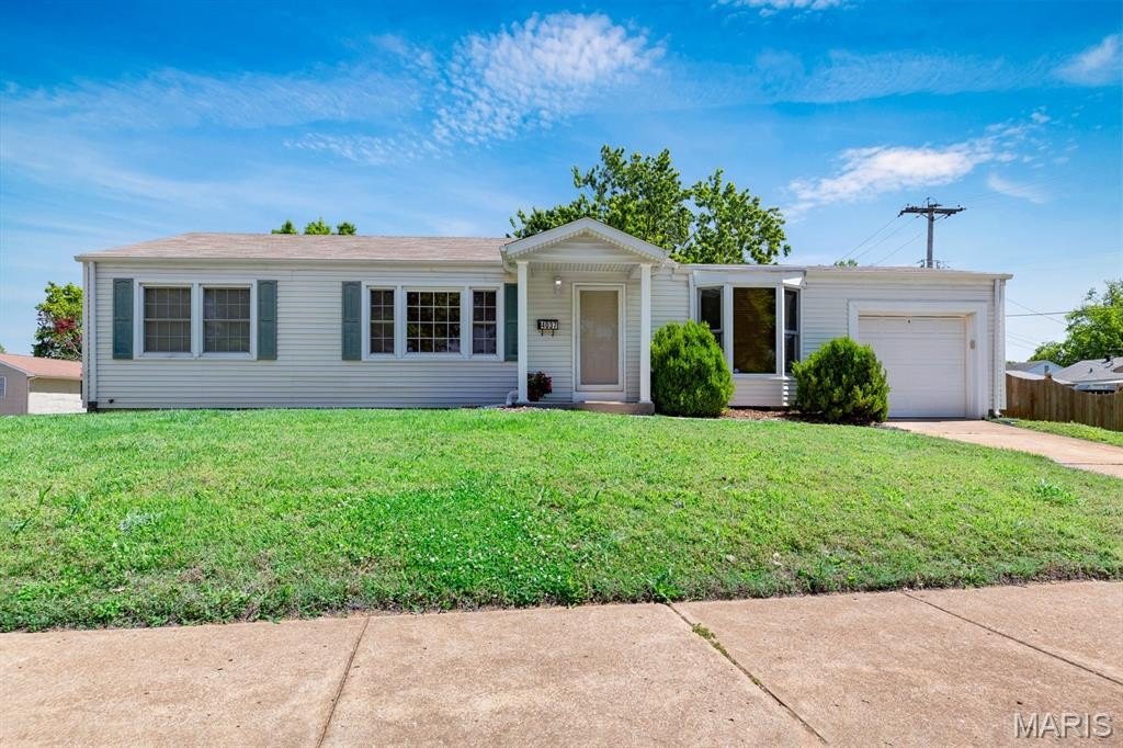 Single Family 3BR 1BA - 4037 Robert Avenue, St Louis, MO