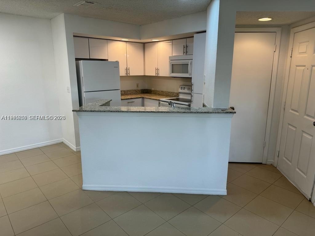 Condo 1BR 1BA - 3430 N Pinewalk Dr N, Margate, FL
