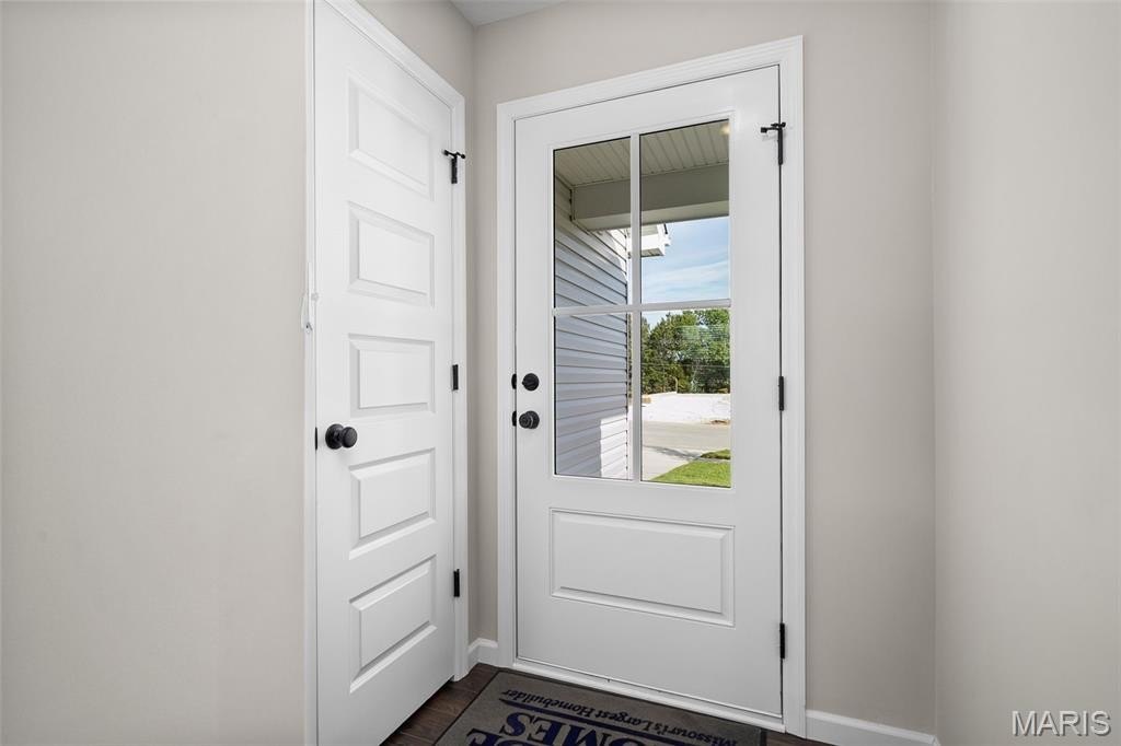 Single Family 3BR 3BA - 727 Courtshire Crossing, Truesdale, MO