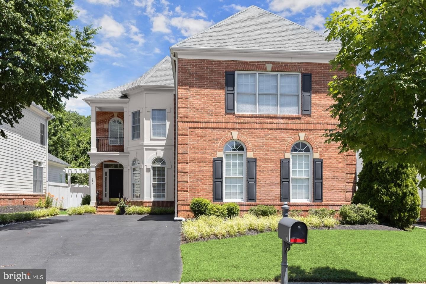 704 Brannock Ter  