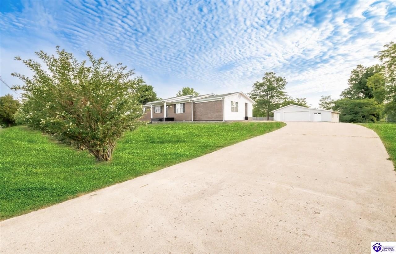 Single Family 4BR 3BA - 3802 Doe Run Rd., Elizabethtown, KY
