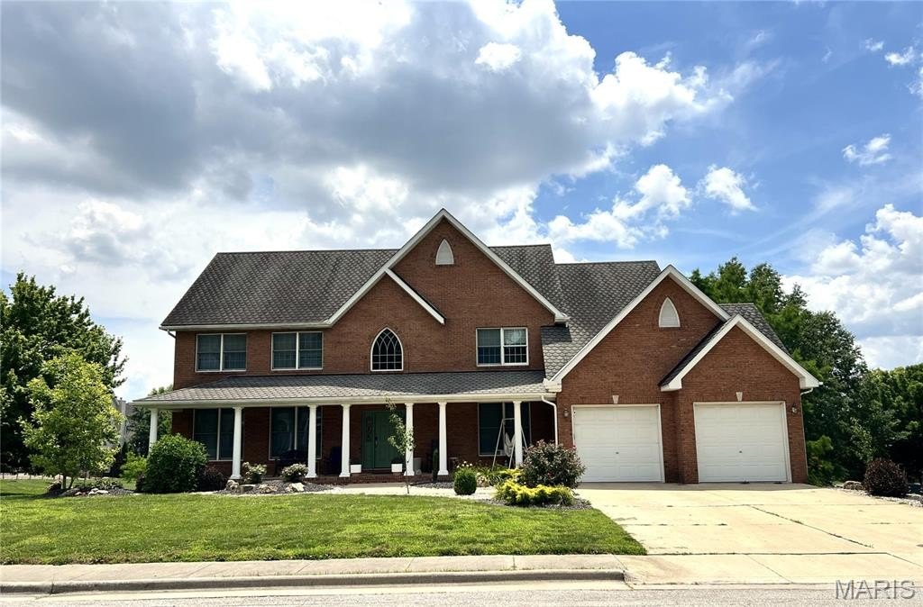 Single Family 4BR 5BA - 863 Marc Drive, Alton, IL
