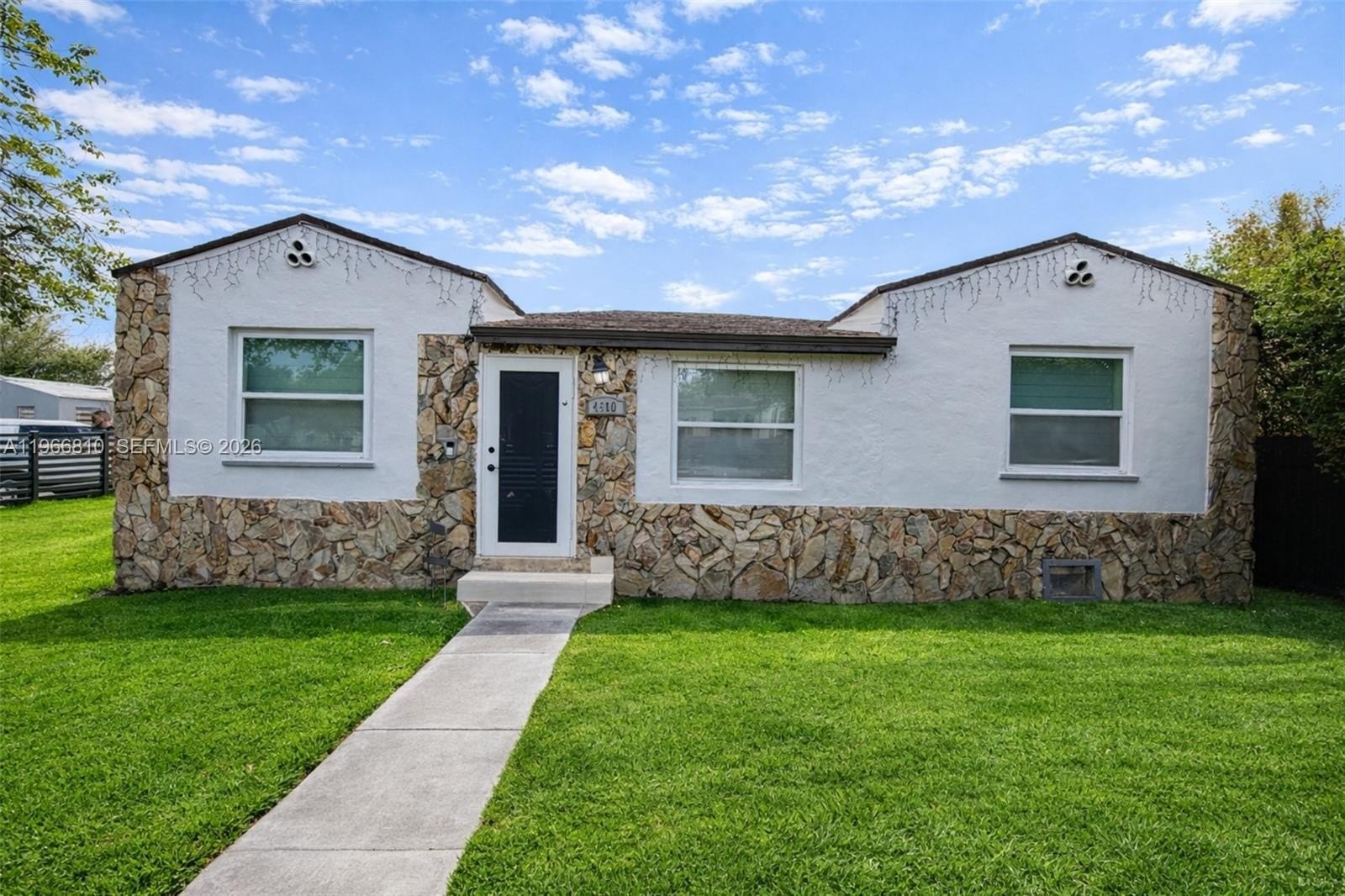 Single Family 3BR 1BA - 4500 NW 3rd Ave, Miami, FL