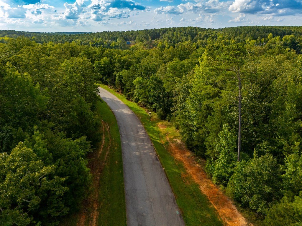 Single Family - 329 Terrapin Pointe Rd, Hodges, SC