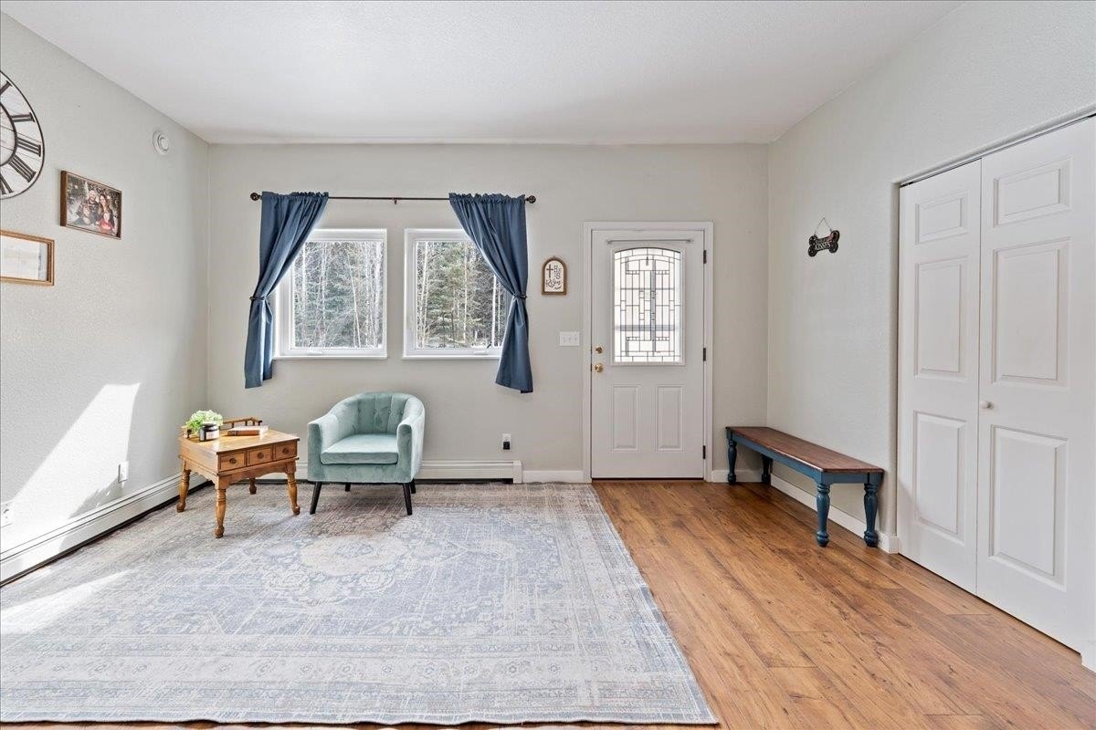 Single Family 3BR 2BA - 2437 MISSION ROAD, North Pole, AK