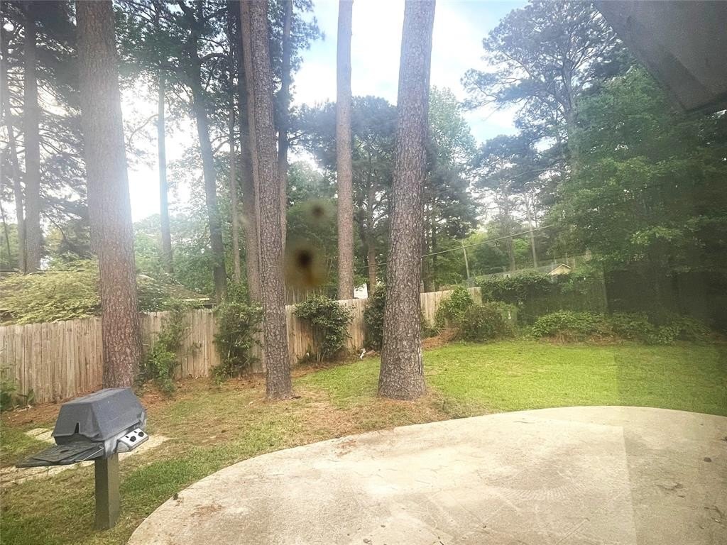 Single Family 5BR 4BA - 720 Coachlight Road, Shreveport, LA