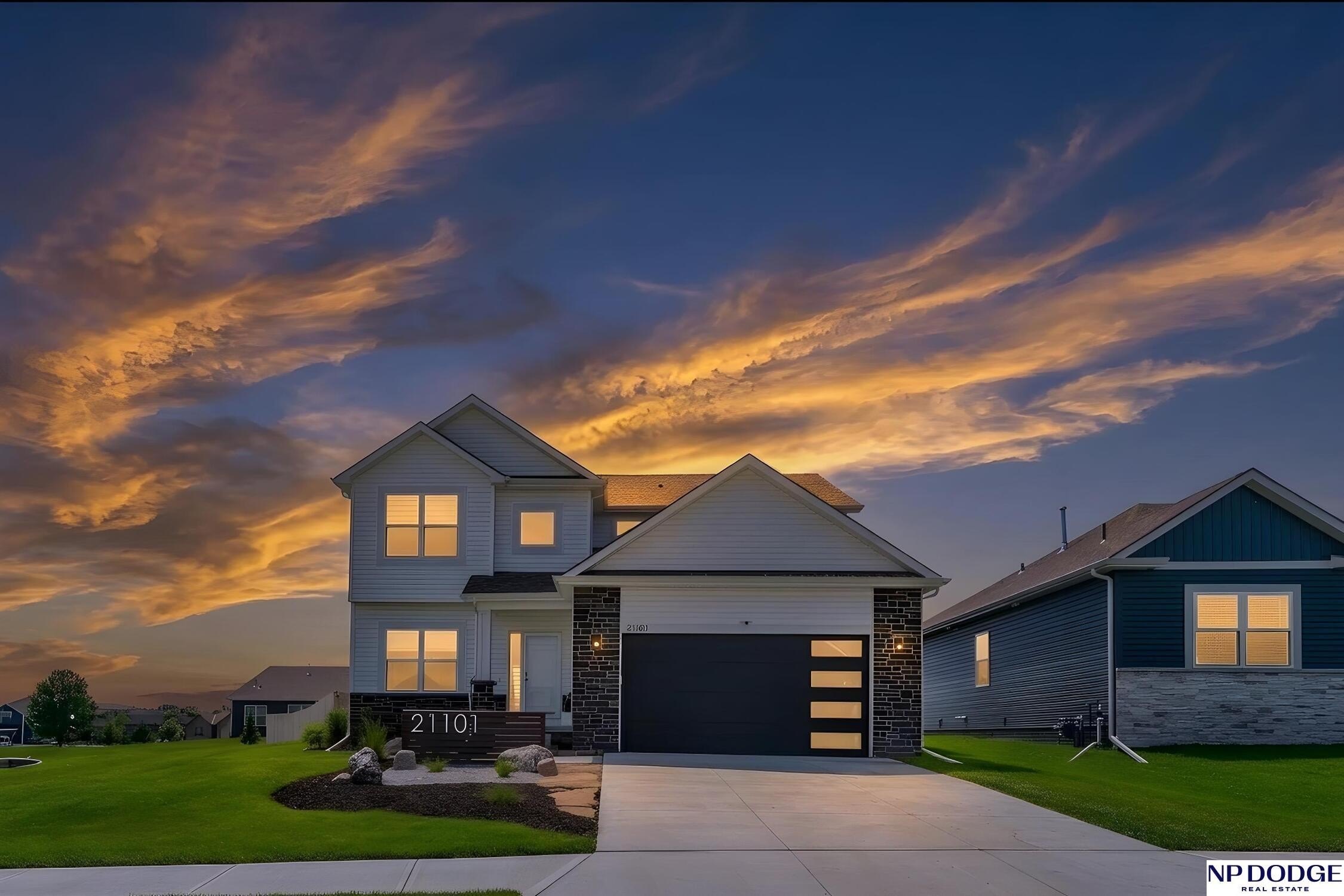 Single Family 4BR 3BA - 21101 Butler Avenue, Elkhorn, NE