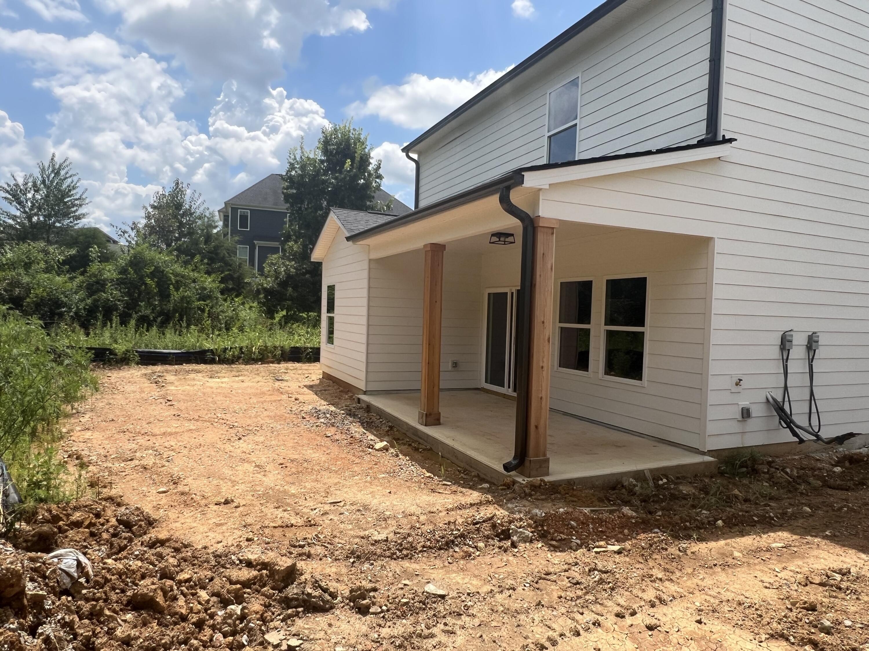 Single Family 4BR 3BA - 7541 Snow Cone Way, Ooltewah, TN