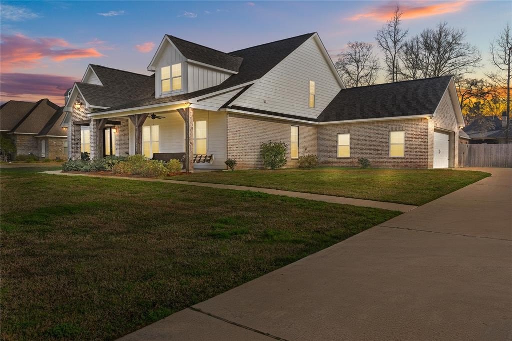 Single Family 4BR 4BA - 550 Ramsey Drive, Stonewall, LA